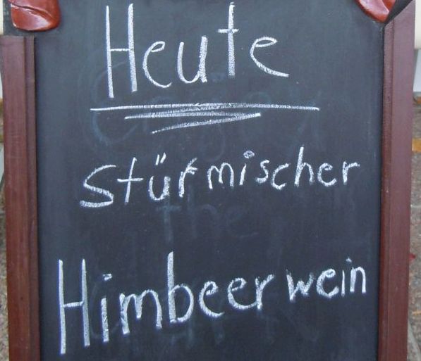 stürmischer Himbeerwein, Beerenwein 