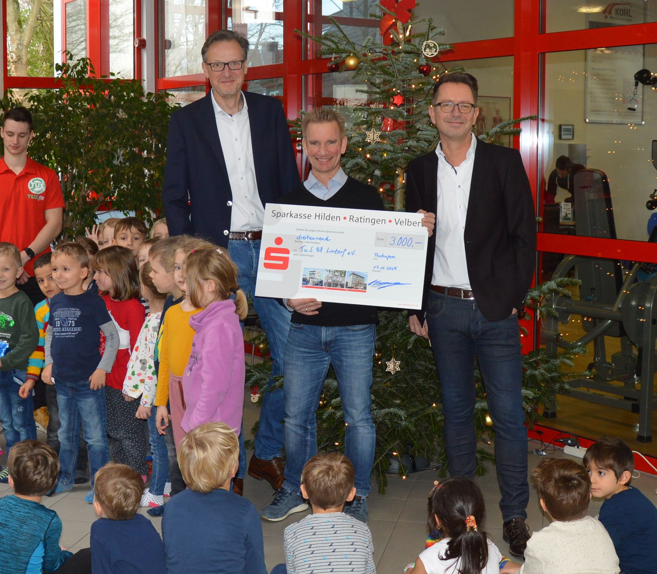 bluvo sponsort den sportlichen Nachwuchs des TuS 08 Lintorf