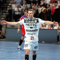 (Jocki_Foto, Erlangen): Über 4700 Fans feiern einen starker Christopher Bissel nach Treffer Nr. 6 (Jocki_Foto, Erlangen): Über 4700 Fans feiern einen starker Christopher Bissel nach Treffer Nr. 6