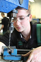 Praxisbezogene Ausbildung bei der SCHÄFER WERKE Gruppe(c) SCHÄFER Werke GmbH