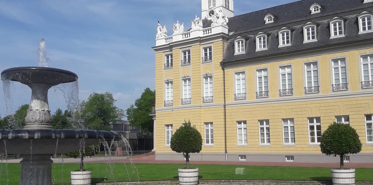 Arbeitsplätze können befristet sein, das sieht das Arbeitsrecht vor. Arbeitsplätze können befristet sein, das sieht das Arbeitsrecht vor.