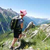 Alleinreisende_Frauen wandern im Aostatal © Anke Sademann Alleinreisende_Frauen wandern im Aostatal © Anke Sademann