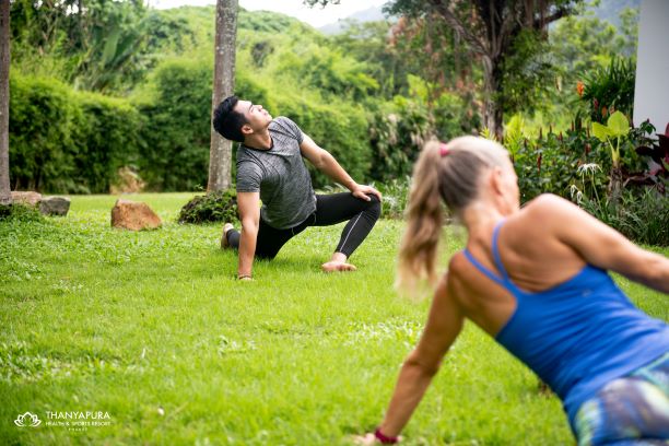 Yoga kräftigt und entspannt den Geist