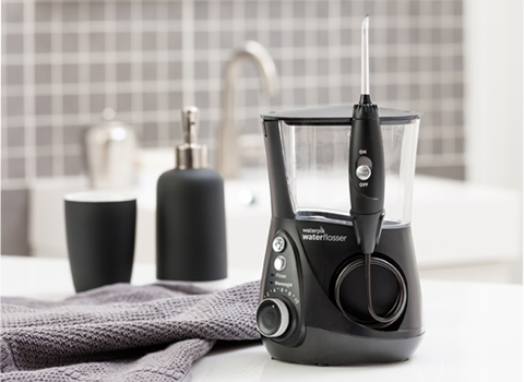 Waterpik® Ultra Professional black Munddusche