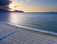 Sizilianischen Sonnenuntergang genießen (c) Roberto Patti (VOI Hotels Baia di Tindari Resort)