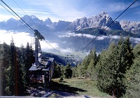 Gondel vor grandiosem Begpanorama (c) TVB Hochpustertal (Hotel Hohe Gaisl)