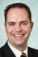 Adrian Schmitt, Leiter Interne Revision, Valora Holding AG Adrian Schmitt, Leiter Interne Revision, Valora Holding AG