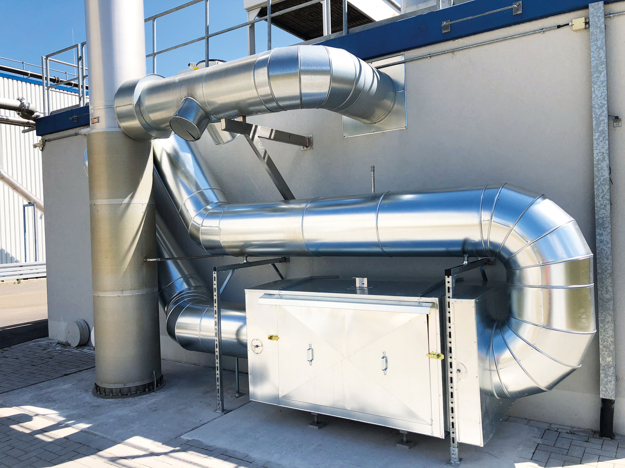 SCR Reaktor an der 527 KW BHKW Anlage SCR Reaktor an der 527 KW BHKW Anlage