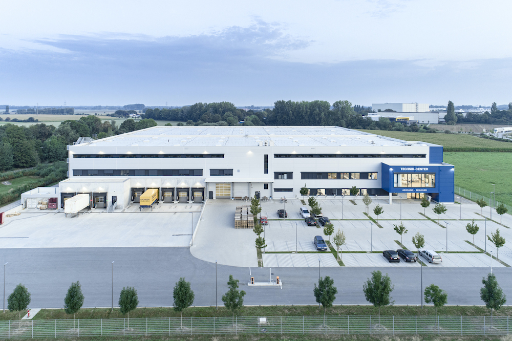 Die gut drauf-Elektrofabrik in Heppenheim wird erweitert. Die gut drauf-Elektrofabrik in Heppenheim wird erweitert.