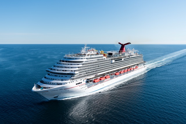 Die Carnival Vista gehört zu den acht von 28 Schiffen der Reederei, die am 1. August wieder zum Eins Die Carnival Vista gehört zu den acht von 28 Schiffen der Reederei, die am 1. August wieder zum Eins