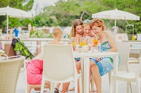 Große Pool Bar (c) Eva Vujacic (Paradù Tuscany EcoResort)