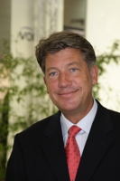 Carl Gustav van der Linden, neuer Direktor Vertrieb & Marketing bei celum Carl Gustav van der Linden, neuer Direktor Vertrieb & Marketing bei celum