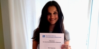 Schüleraustausch Stipendium: Nele mit ihrer Urkunde (Foto: Stiftung Völkerverständigung) Schüleraustausch Stipendium: Nele mit ihrer Urkunde (Foto: Stiftung Völkerverständigung)