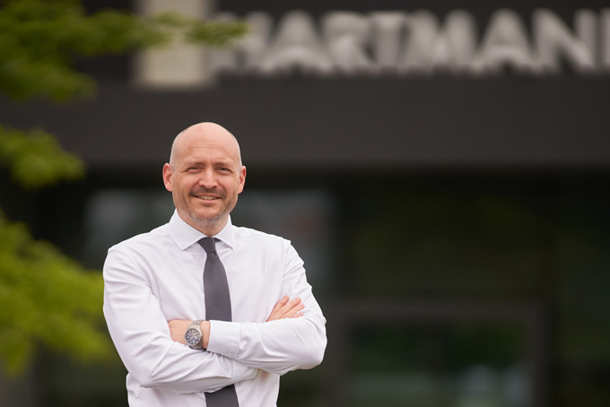Handelsexperte Olaf Engler leitet den Vertrieb Privatkunden bei Hartmann Tresore (Bildquelle: Hartma Handelsexperte Olaf Engler leitet den Vertrieb Privatkunden bei Hartmann Tresore (Bildquelle: Hartma