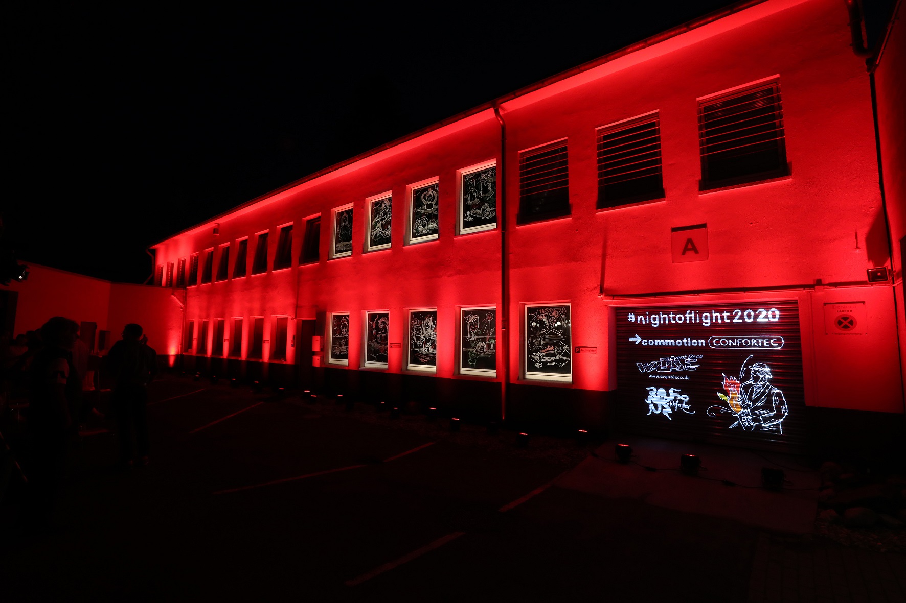 commotion setzt mit Live Kunstwerk ein Zeichen zur"Night of Light"
