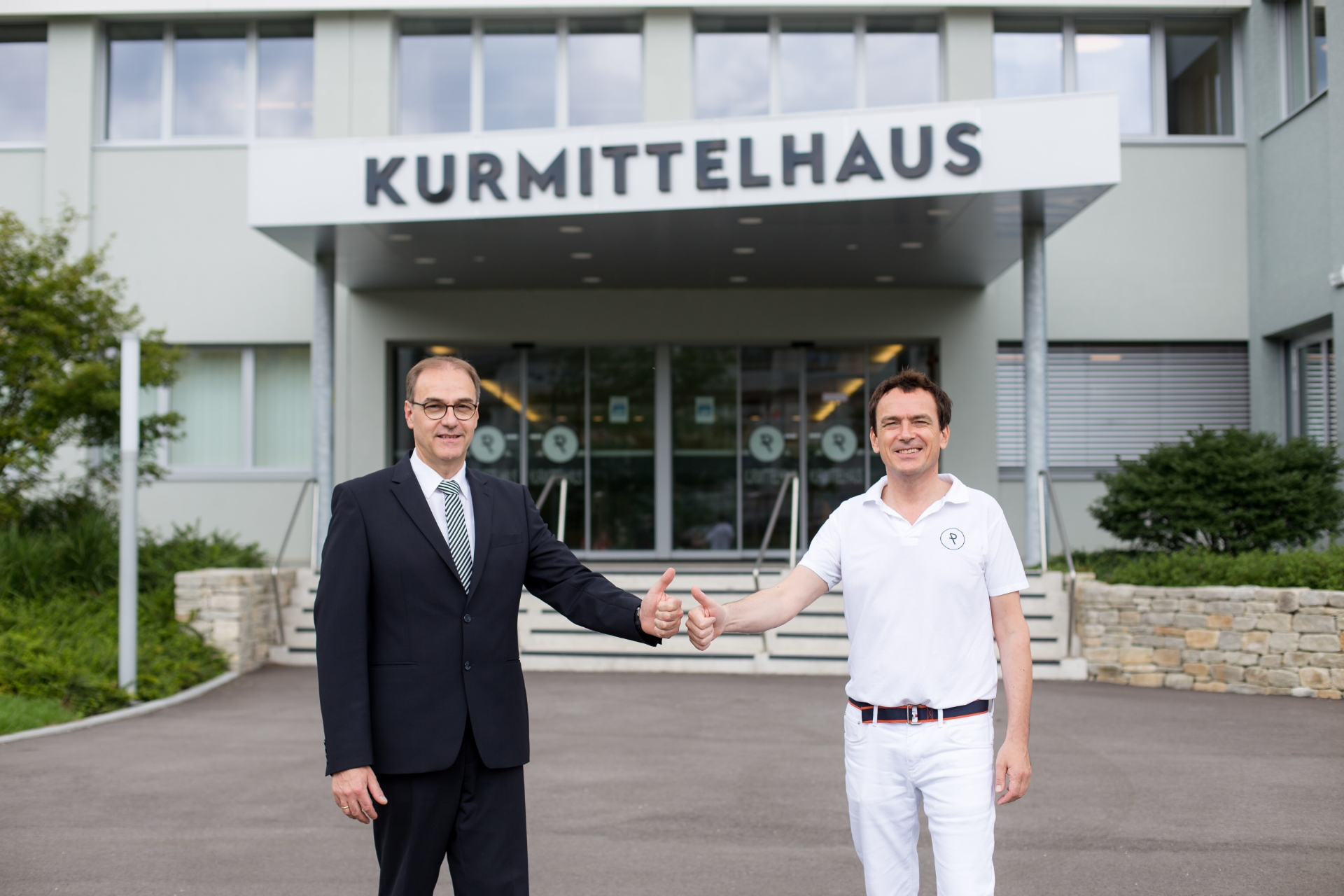 Dr. Tobias Conrad (rechts), Vorstandsdirektor Dr. Leonhard Schneemann (Bildquelle: Koller) Dr. Tobias Conrad (rechts), Vorstandsdirektor Dr. Leonhard Schneemann (Bildquelle: Koller)
