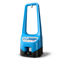  Lässt sich kontaktlos per Fußpumpe bedienen: die neue mobile Handhygiene-Station TOI® CARE.