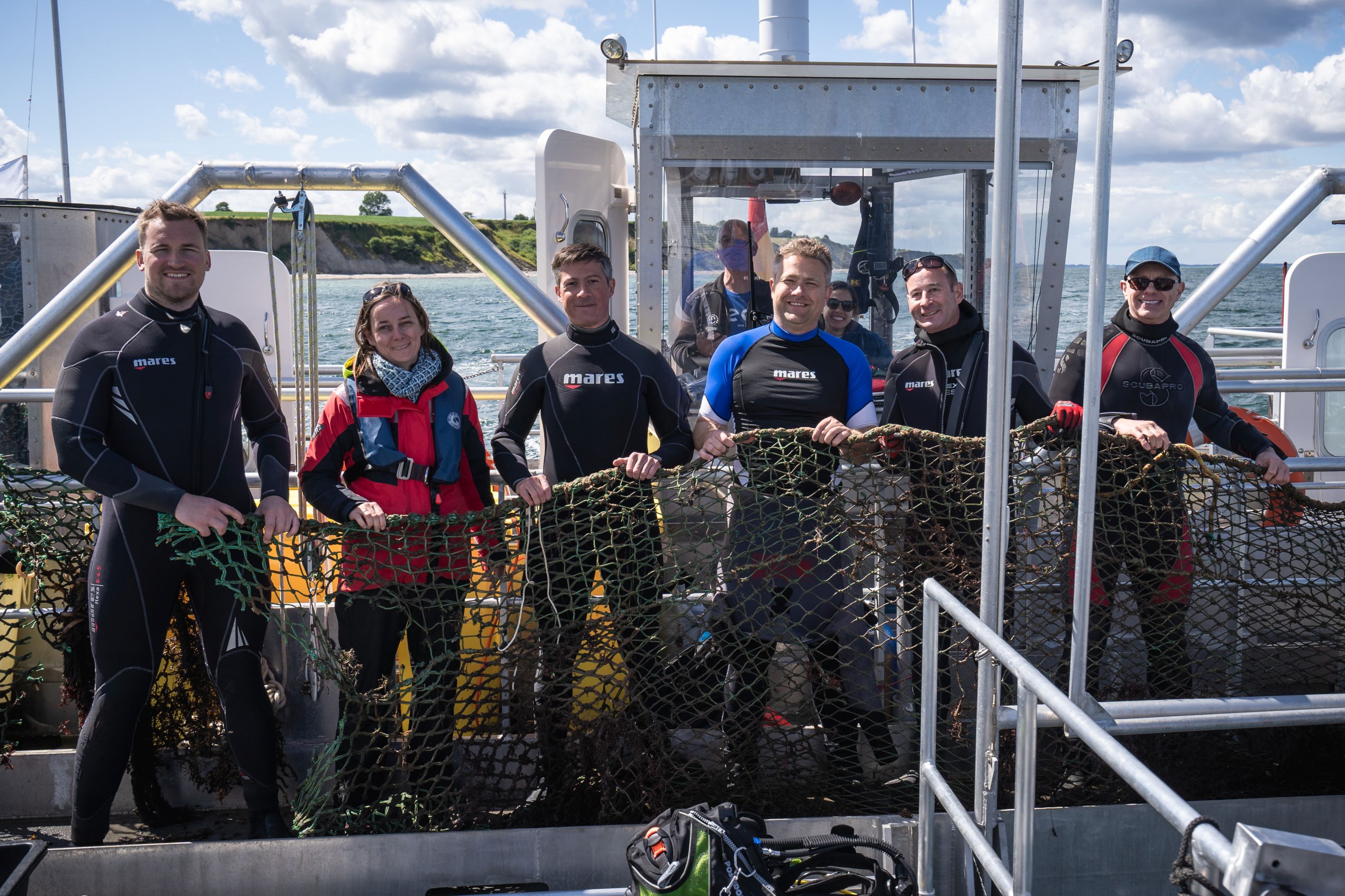 Fast 10 m lang ist das Netz, das die Taucher in der Eckernförder Bucht bergen konnten.