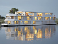 art of travel - Zambesi Queen Exterior
