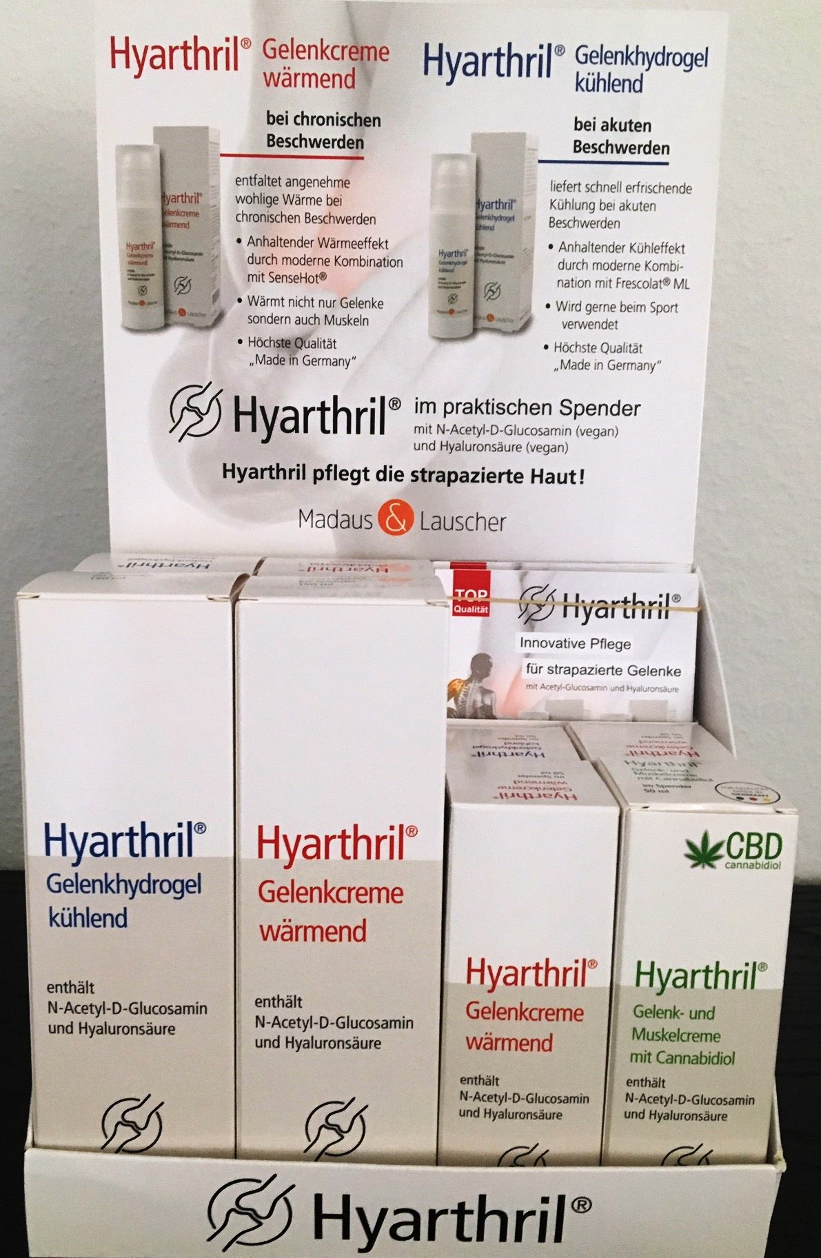 Für Menschen mit empfindlicher oder irritierter Haut: das neue Hyarthril mit Cannabidiol. Für Menschen mit empfindlicher oder irritierter Haut: das neue Hyarthril mit Cannabidiol.