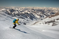 Skifahren im Ahrntal genießen (c) Filippo Galluzzi (Tourismusverein Ahrntal)
