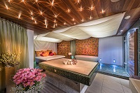 Private Spa im Wellnessbereich (Alpenrose – Familux Resort) Private Spa im Wellnessbereich (Alpenrose – Familux Resort)