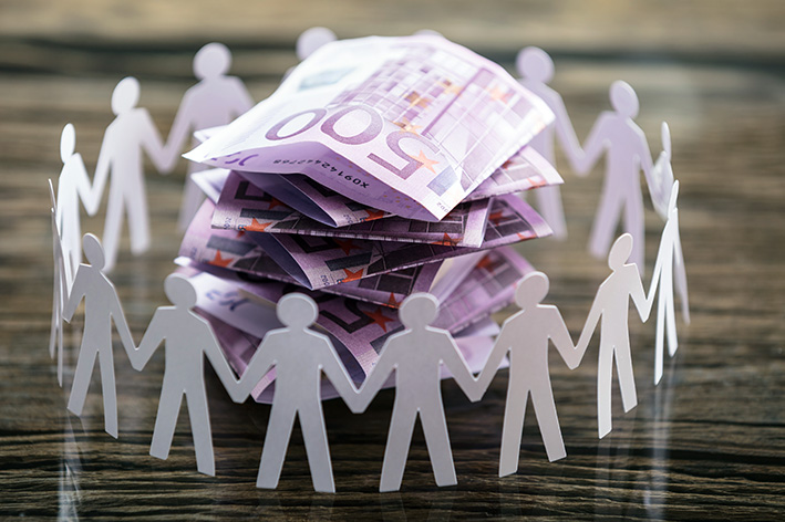 Unbürokratische Hilfe mittels Crowdfunding (Bildquelle: Andrey Popov /stock.adobe.com)