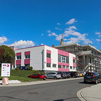 Firmenzentrale in Buseck mit Rohbau