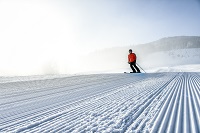 Mit den Skiern direkt ins Naturresort (PURADIES - Mein Naturresort)