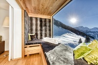 Panorama-Ausblick der Suite Sonnenköpfle (Alpenresort Walsertal)
