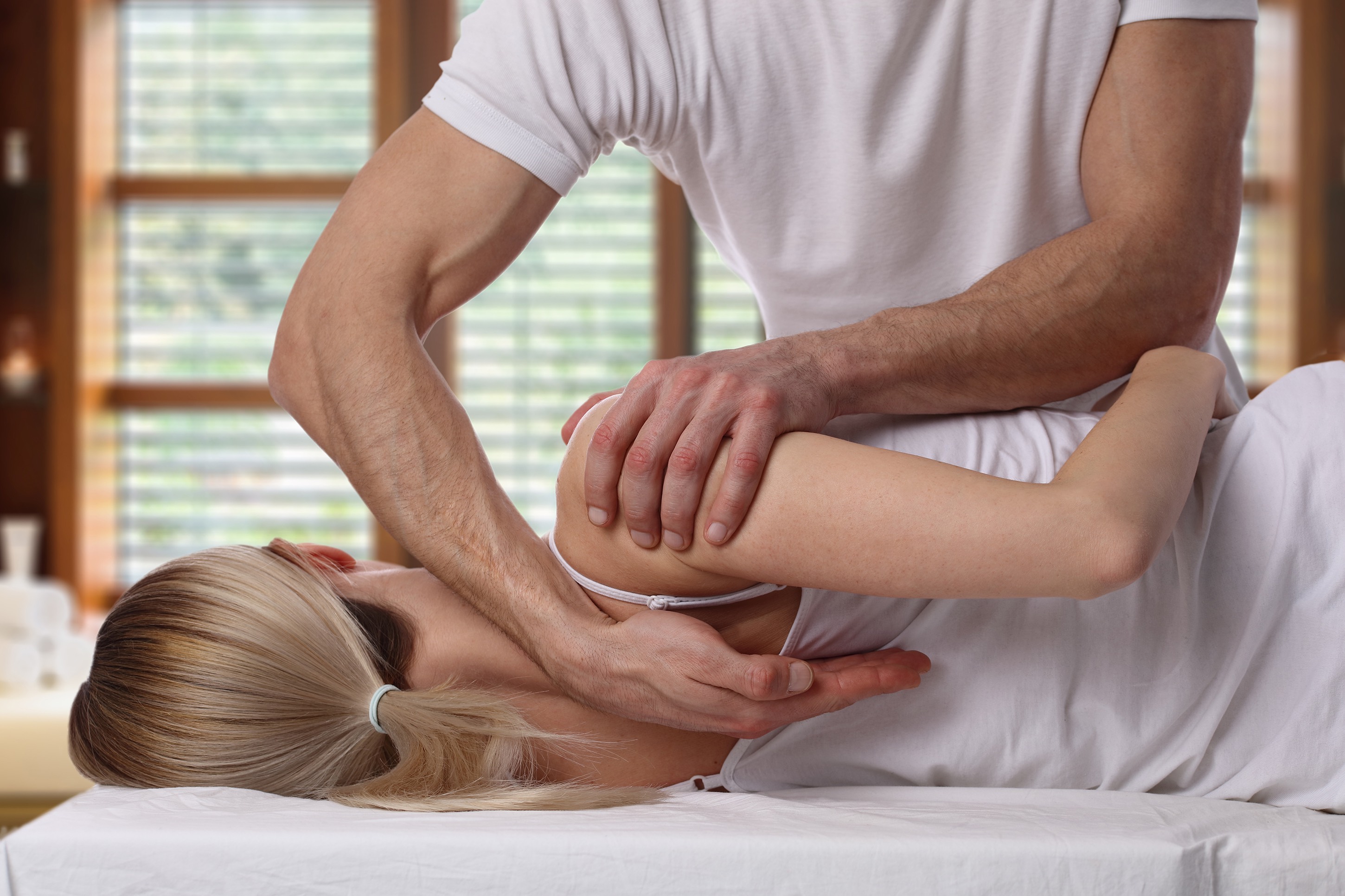 Physiotherapie-Praxen brauchen sinnvolle Desinfektionslösungen: Solenal schont Mensch und Umwelt Physiotherapie-Praxen brauchen sinnvolle Desinfektionslösungen: Solenal schont Mensch und Umwelt