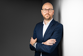 Armin Smajilovic ist Prokurist und Leiter Vertrieb & Marketing bei HAEBERLE Armin Smajilovic ist Prokurist und Leiter Vertrieb & Marketing bei HAEBERLE