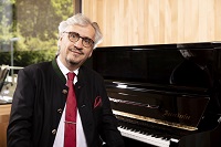 Drazen Domjanić, künstlerischer Leiter der :alpenarte. Drazen Domjanić, künstlerischer Leiter der :alpenarte.