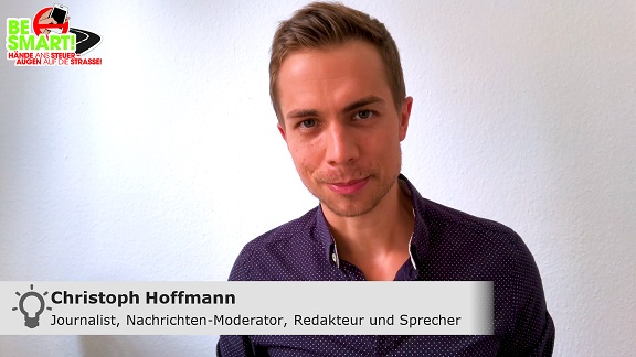 Moderator Christoph Hoffmann mit Videobotschaft
