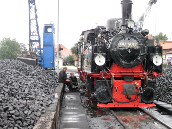 Bald mit Wasserstoff-Antrieb? Lok der Harzer Schmalspurbahnen (Foto ZUGhören) Bald mit Wasserstoff-Antrieb? Lok der Harzer Schmalspurbahnen (Foto ZUGhören)