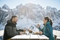 Einkehr beim Skifahren im Winter (c) IDM Südtirol (Hotel Sun Valley)