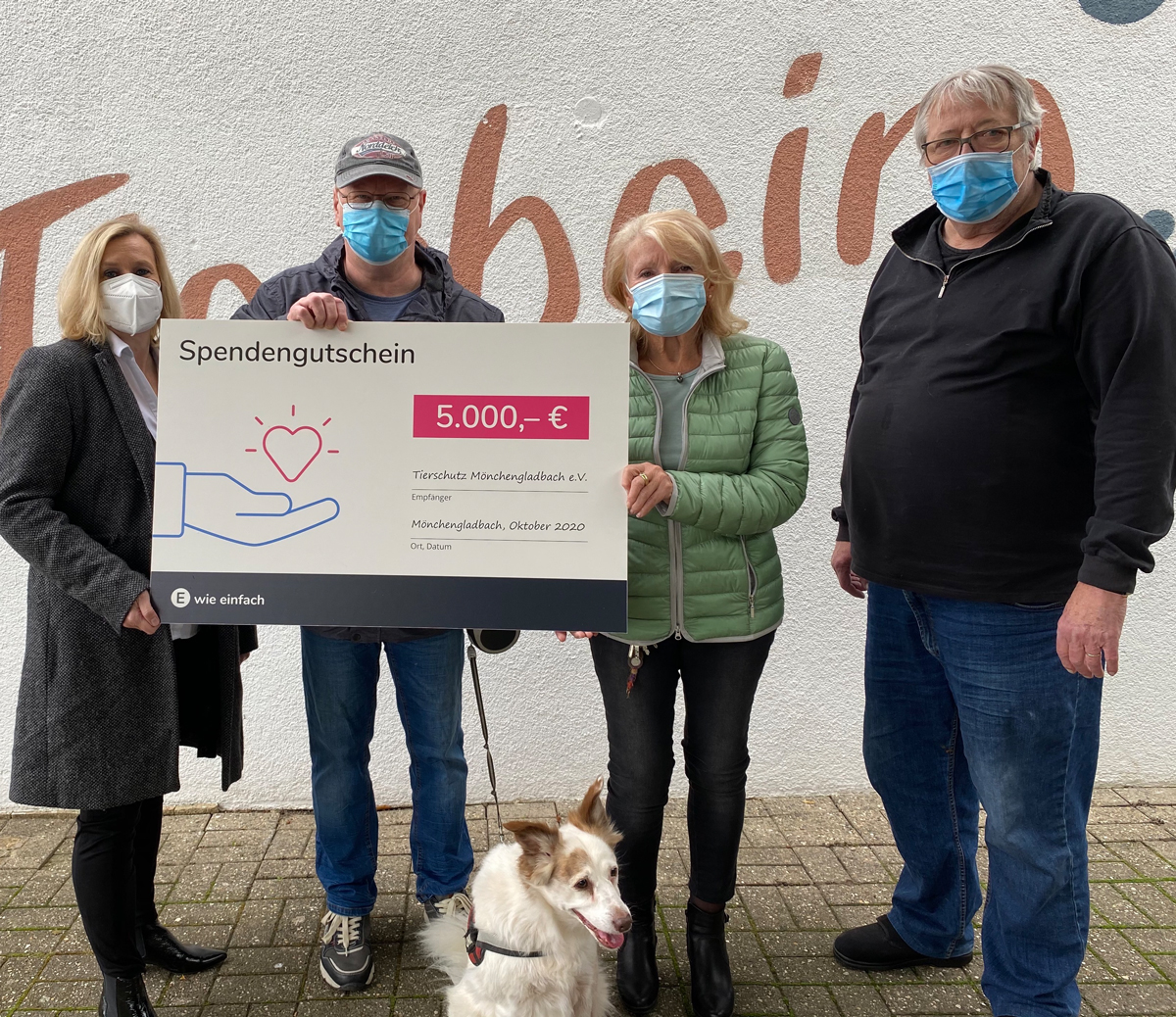 E WIE EINFACH Zählerlotto: Scheckübergabe an den Mönchengladbacher Tierschutz e.V. E WIE EINFACH Zählerlotto: Scheckübergabe an den Mönchengladbacher Tierschutz e.V.
