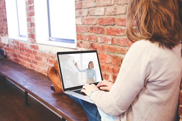 Soft Skills und Hard Facts für die Veranstaltungsbranche - live-online bei DEAplus Soft Skills und Hard Facts für die Veranstaltungsbranche - live-online bei DEAplus