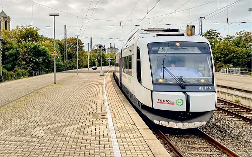 Die Regiobahn plant Fahrzeuge und Personal künftig einheitlich mit IVU.rail (Bild: Regiobahn) Die Regiobahn plant Fahrzeuge und Personal künftig einheitlich mit IVU.rail (Bild: Regiobahn)