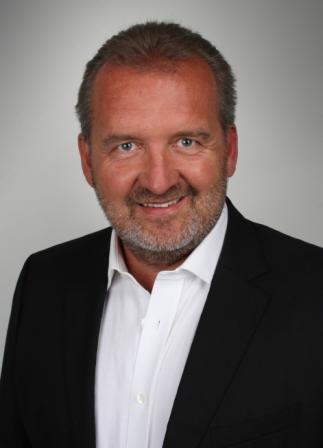 Robert Zellerer, Landesdirektor Die Continentale & Geschäftsführer Zellerer GmbH Robert Zellerer, Landesdirektor Die Continentale & Geschäftsführer Zellerer GmbH