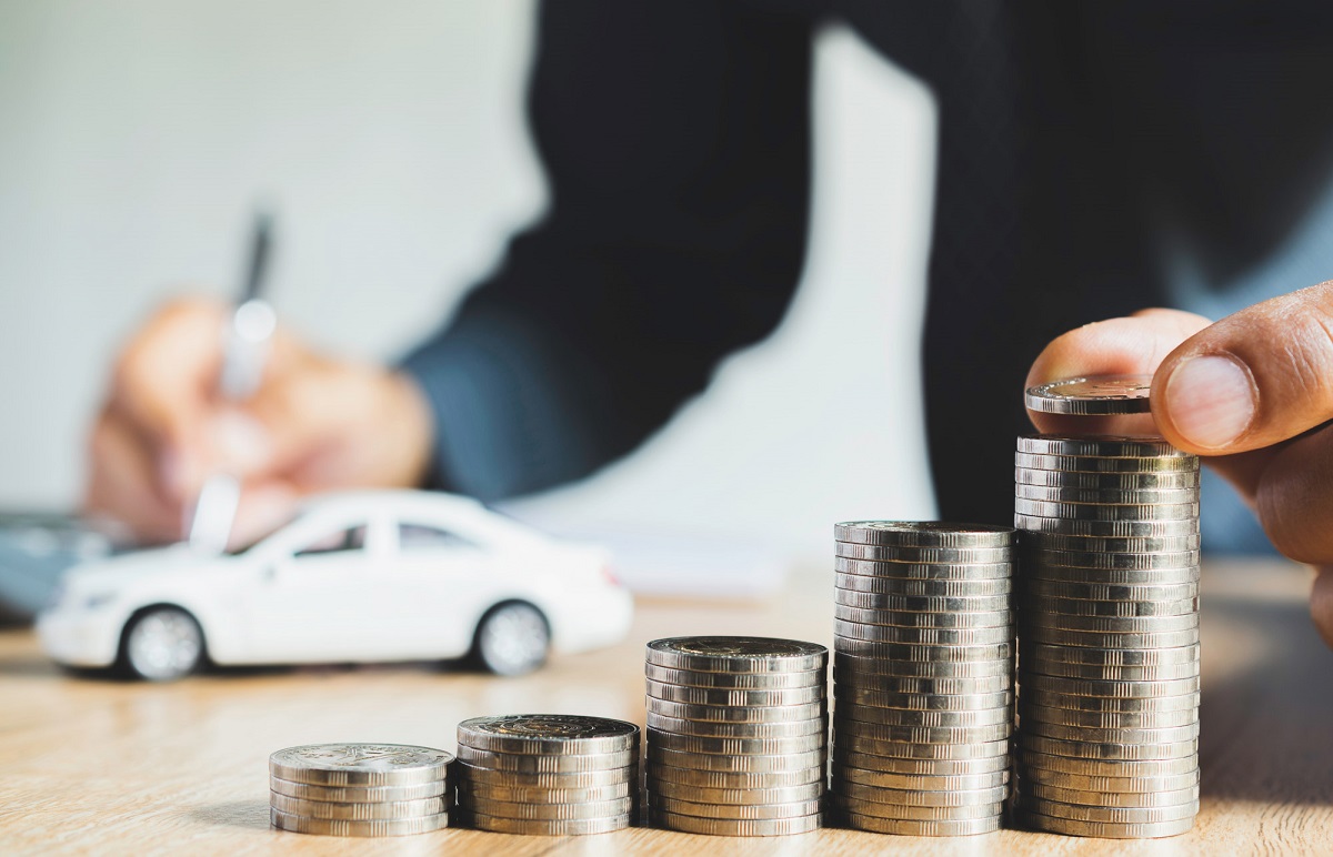 Geänderte Regional- und Typenklassen machen die Kfz Versicherung für einige Fahrzeughalter teurer. ( Geänderte Regional- und Typenklassen machen die Kfz Versicherung für einige Fahrzeughalter teurer. (