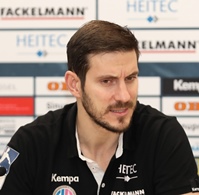 (Jocki_Foto, Erlangen) HC Erlangen Trainer Michael Haass warnt vor den straken Recken  