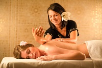 Lomi-Hawaii Massage im Premium-Spa (c) Bernhard Bergmann (Hotel Larimar)