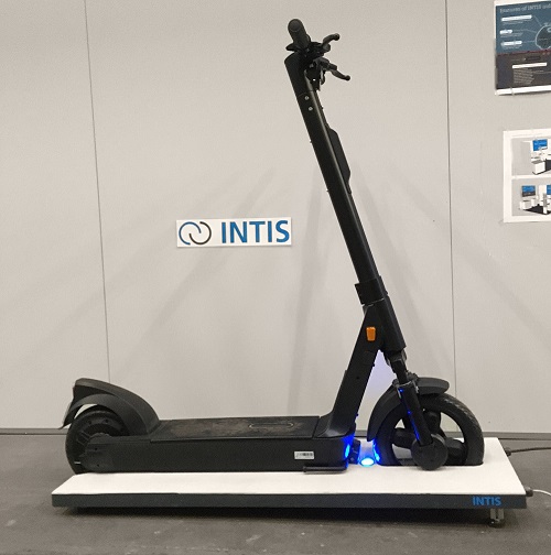 INTIS easyCharge - wireless charging station for OKAI ES400A INTIS easyCharge - wireless charging station for OKAI ES400A