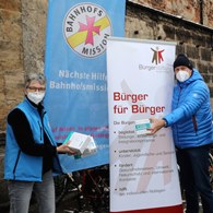 (Jocki_Foto, Erlangen) - Bürgerstiftung Erlangen: Übergabe der Masken an die Bahnhofsmission (Jocki_Foto, Erlangen) - Bürgerstiftung Erlangen: Übergabe der Masken an die Bahnhofsmission