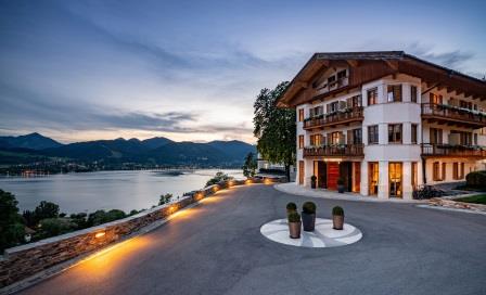 DAS TEGERNSEE © DAS TEGERNSEE Ortwin Klipp DAS TEGERNSEE © DAS TEGERNSEE Ortwin Klipp
