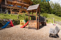 Großer Spielplatz für die Kleinsten (c) Daniel Kogler (Naturdorf Oberkühnreit) Großer Spielplatz für die Kleinsten (c) Daniel Kogler (Naturdorf Oberkühnreit)