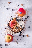 Coconut Oats mit JAZZ™ Äpfeln und Zimt (Mara Hörner / JAZZ™ Apfel) Coconut Oats mit JAZZ™ Äpfeln und Zimt (Mara Hörner / JAZZ™ Apfel)