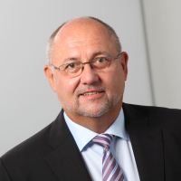 Wir zeigen auf, wo deutsche Unternehmen stehen und liefern direkt umsetzbare Handlungsempfehlungen. Wir zeigen auf, wo deutsche Unternehmen stehen und liefern direkt umsetzbare Handlungsempfehlungen.