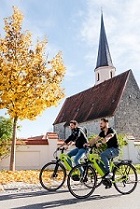 E-Bike-Tour bei Sonnenschein (c) Veronika Fleischmann (Hotel Traumschmiede)